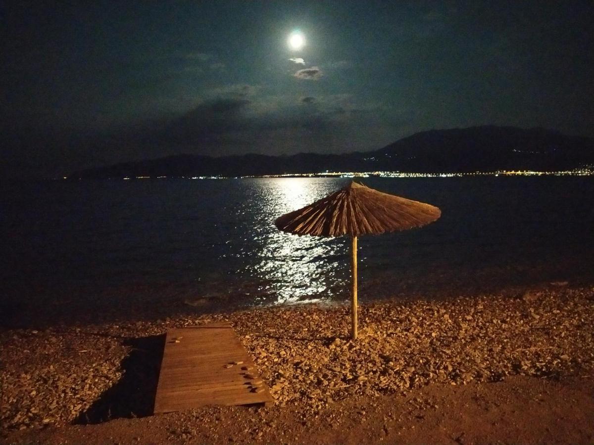 Nafpaktos Beach Apartment Δωμάτιο φωτογραφία